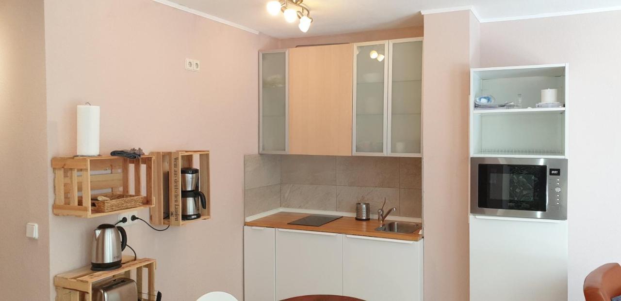 Bacchus - Helles Und Geraeumiges Appartement Am Rande Von Mainz Bagian luar foto